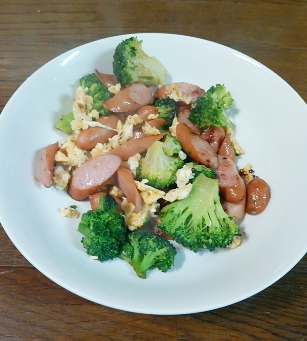 簡単☆ブロッコリーとウインナー炒め