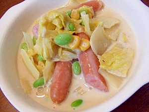 白菜とウインナーのとろみ豆乳スープ レシピ 作り方 By アルビン1006 楽天レシピ