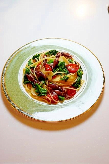 春を感じる！ホタルイカと菜の花のペペロンチーノ