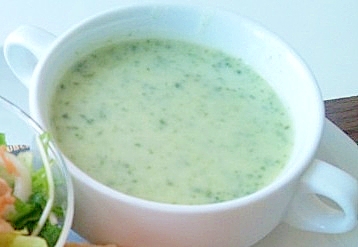 ミキサーを使わない、野菜の冷静スープ