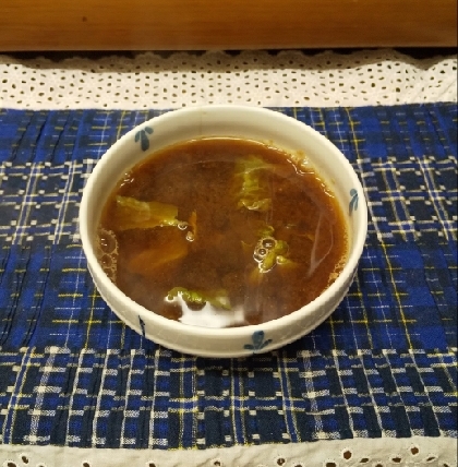 ✿⁠キャベツ&紫レタスの味噌汁