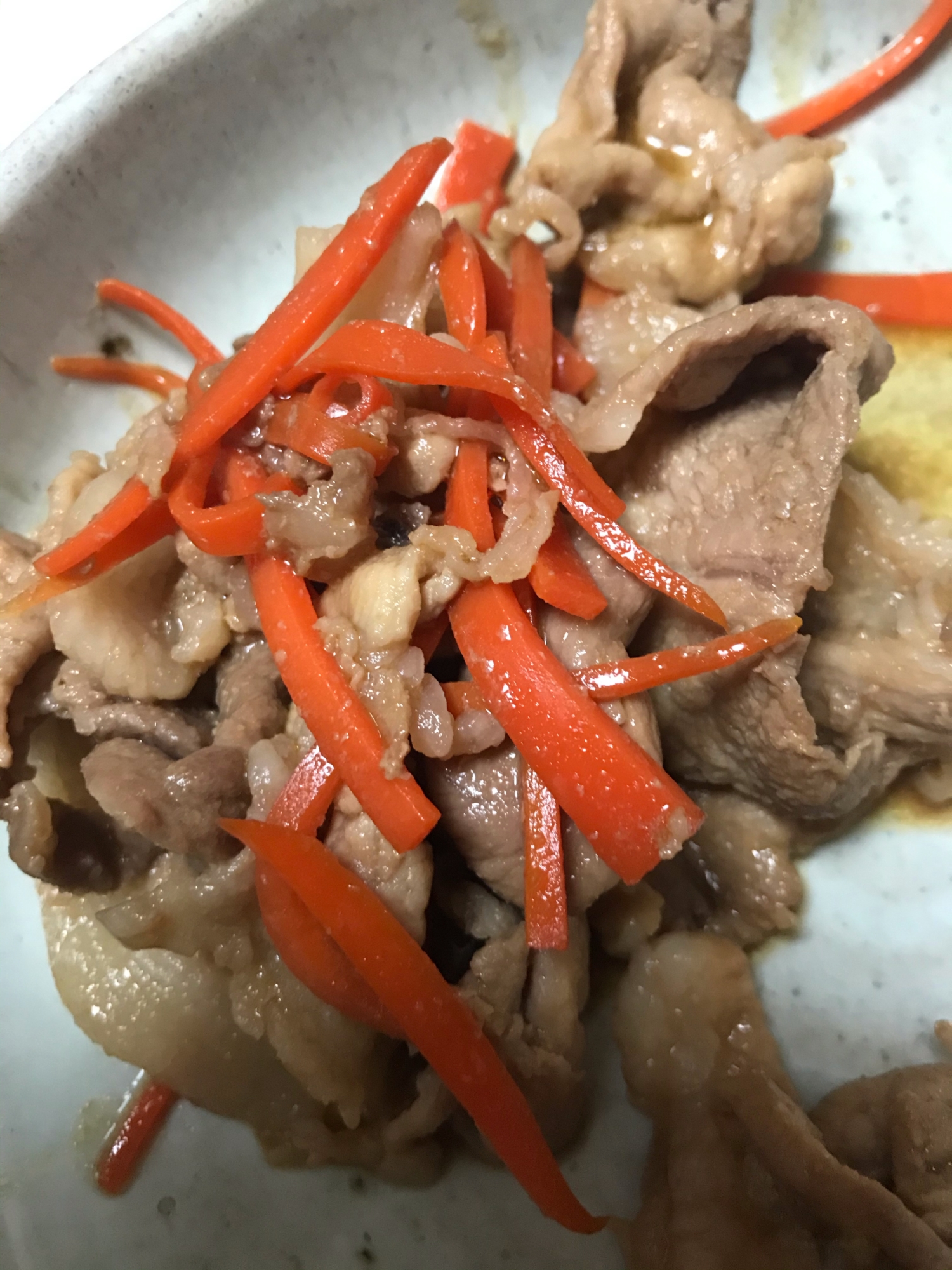 豚コマ＆にんじん炒め