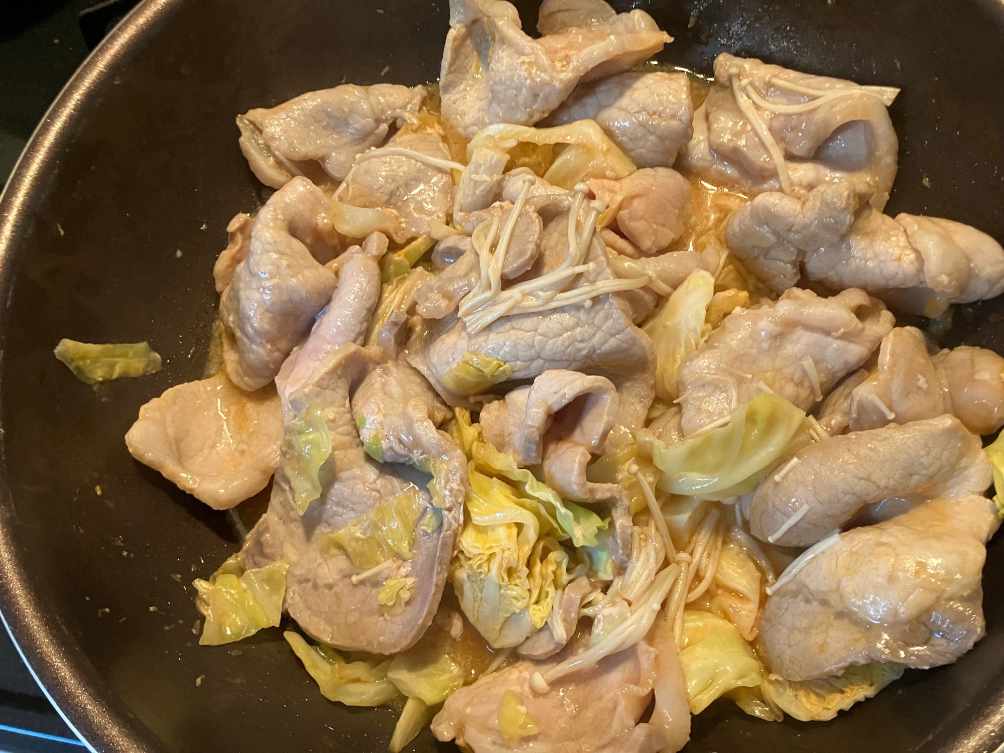 キャベツとえのきと豚ロースの味噌炒め