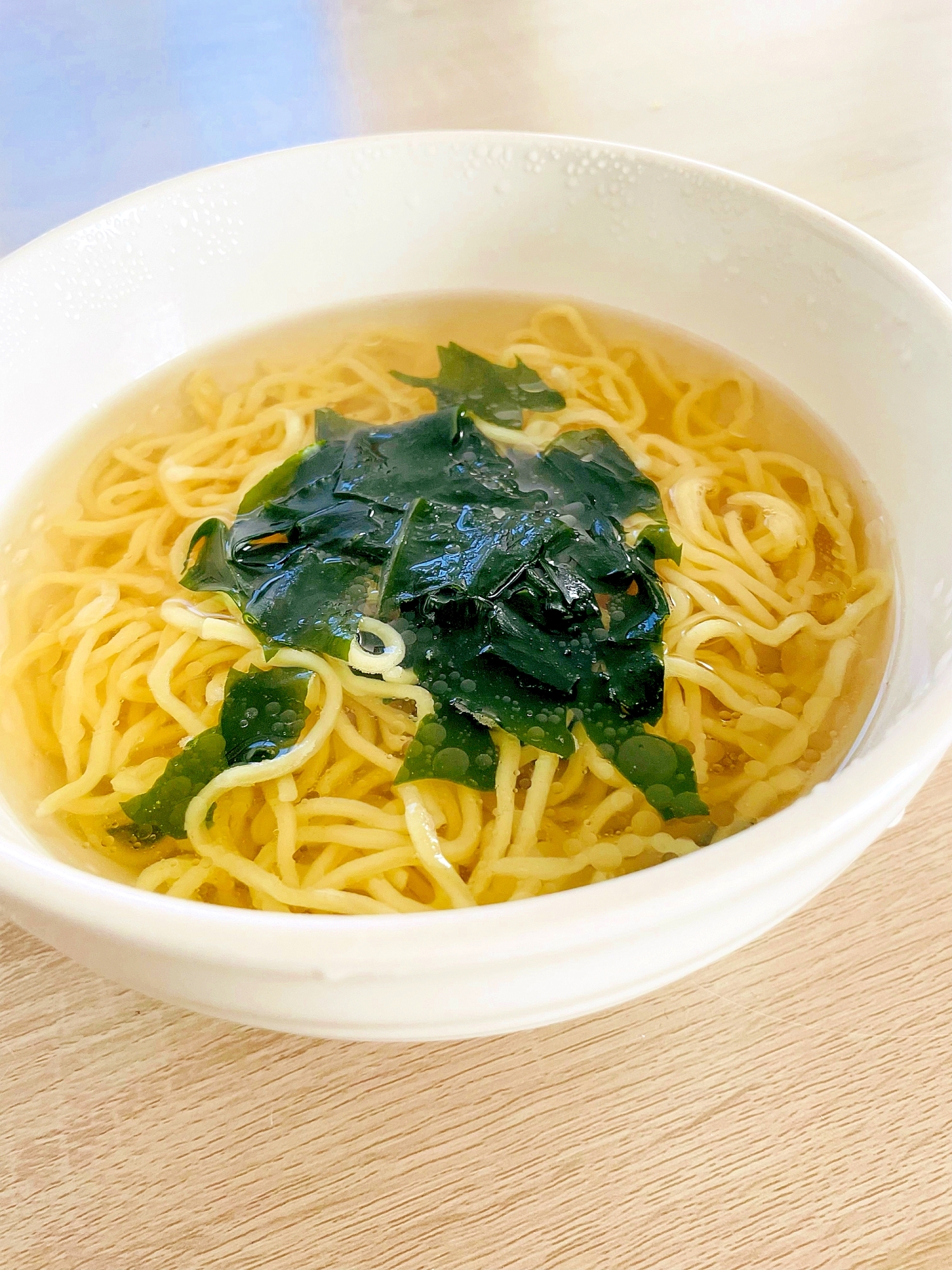 生姜入り！わかめの塩ラーメン