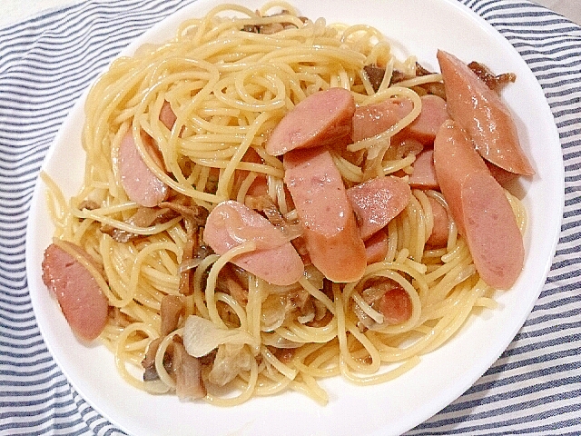 ウインナーと和風きのこソースのパスタ