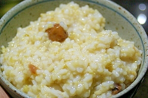 梅干しと生姜の玄米おかゆ