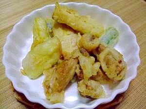 ズッキーニとエリンギのフリッター レモン汁で