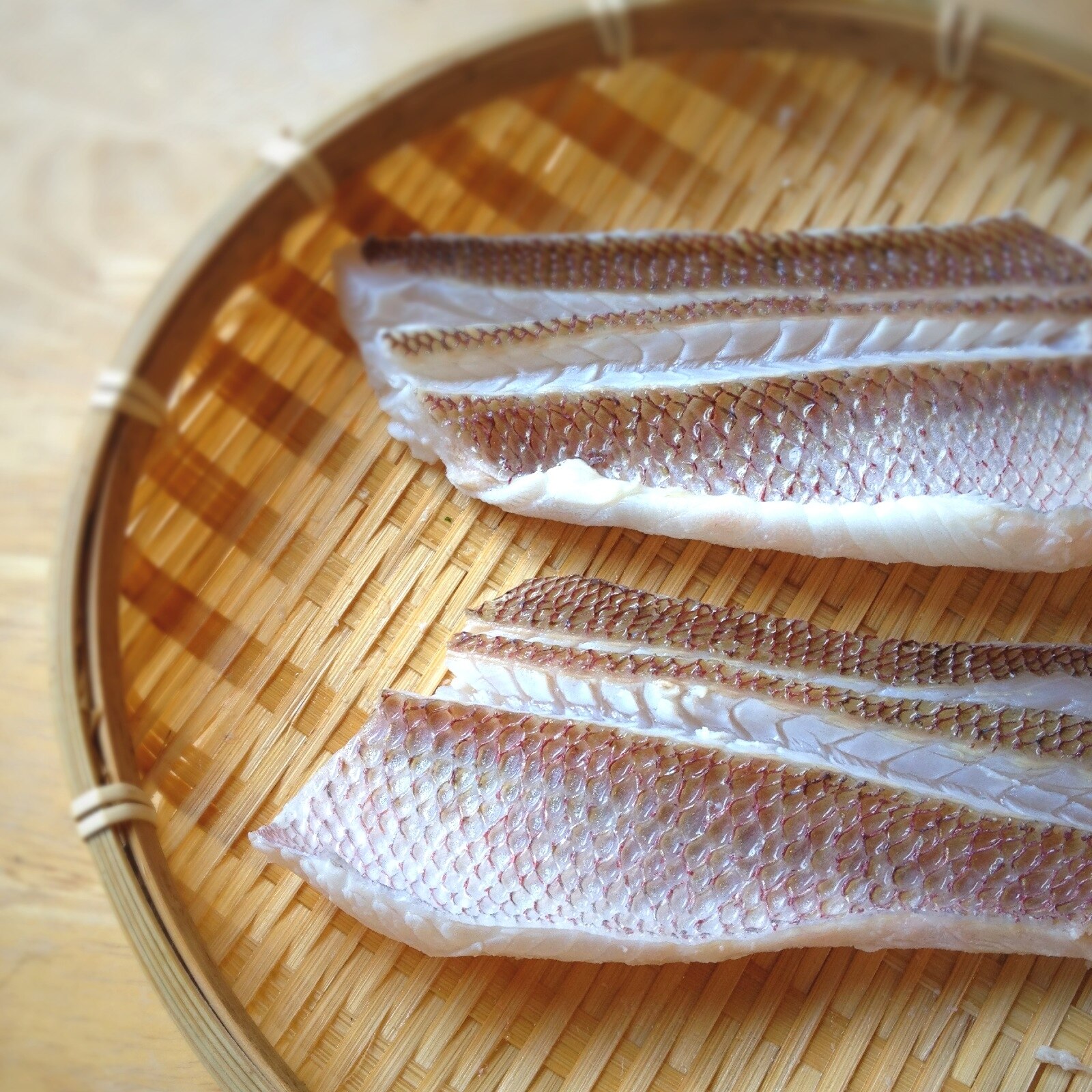 皮付きが一番おいしい 鯛の湯引きで昆布〆 レシピ 作り方 By さくらまこ 楽天レシピ