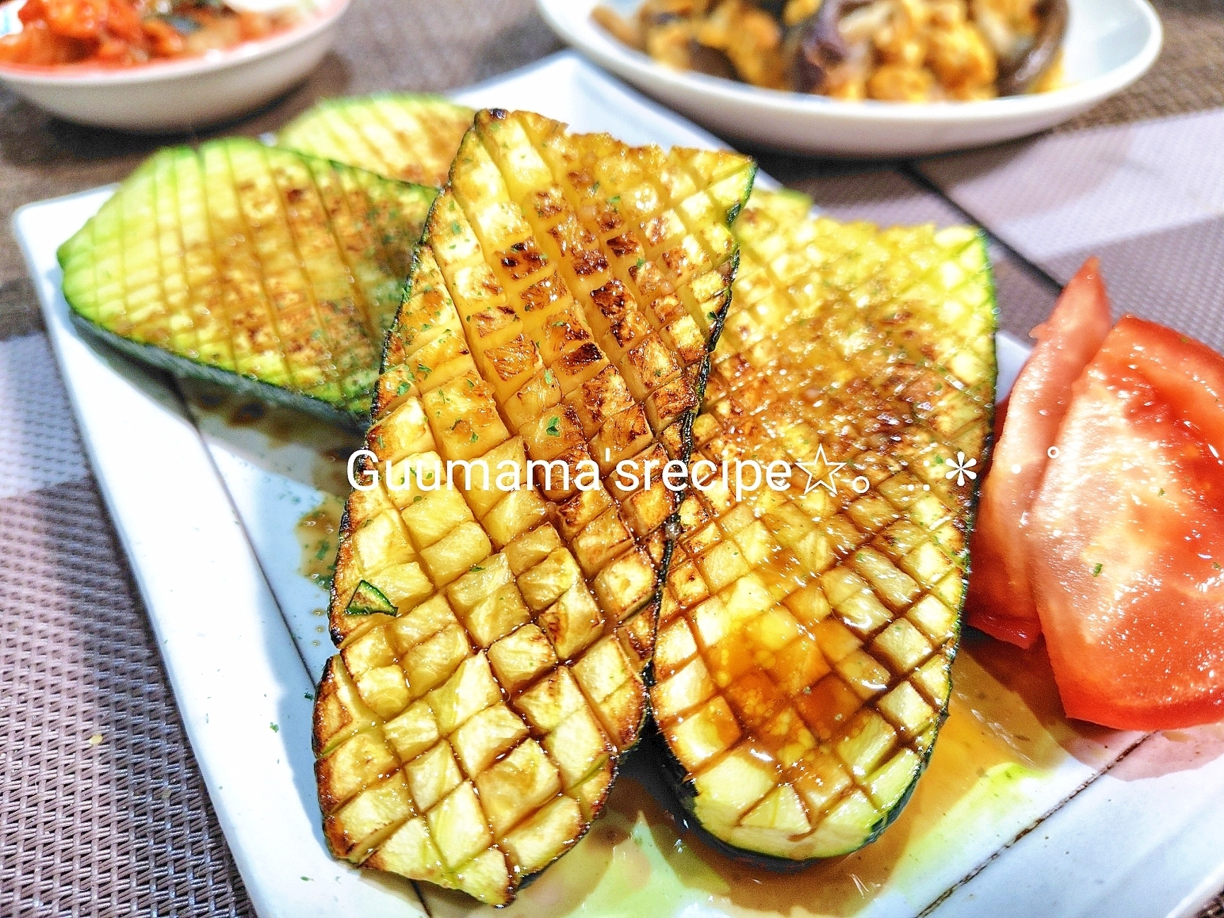 カプっとかぶりついて♡簡単♡ズッキーニのステーキ