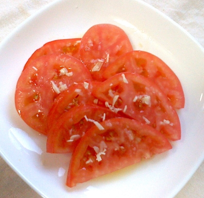 ニンニクでトマトにコクが加わりすごく美味しかったです！