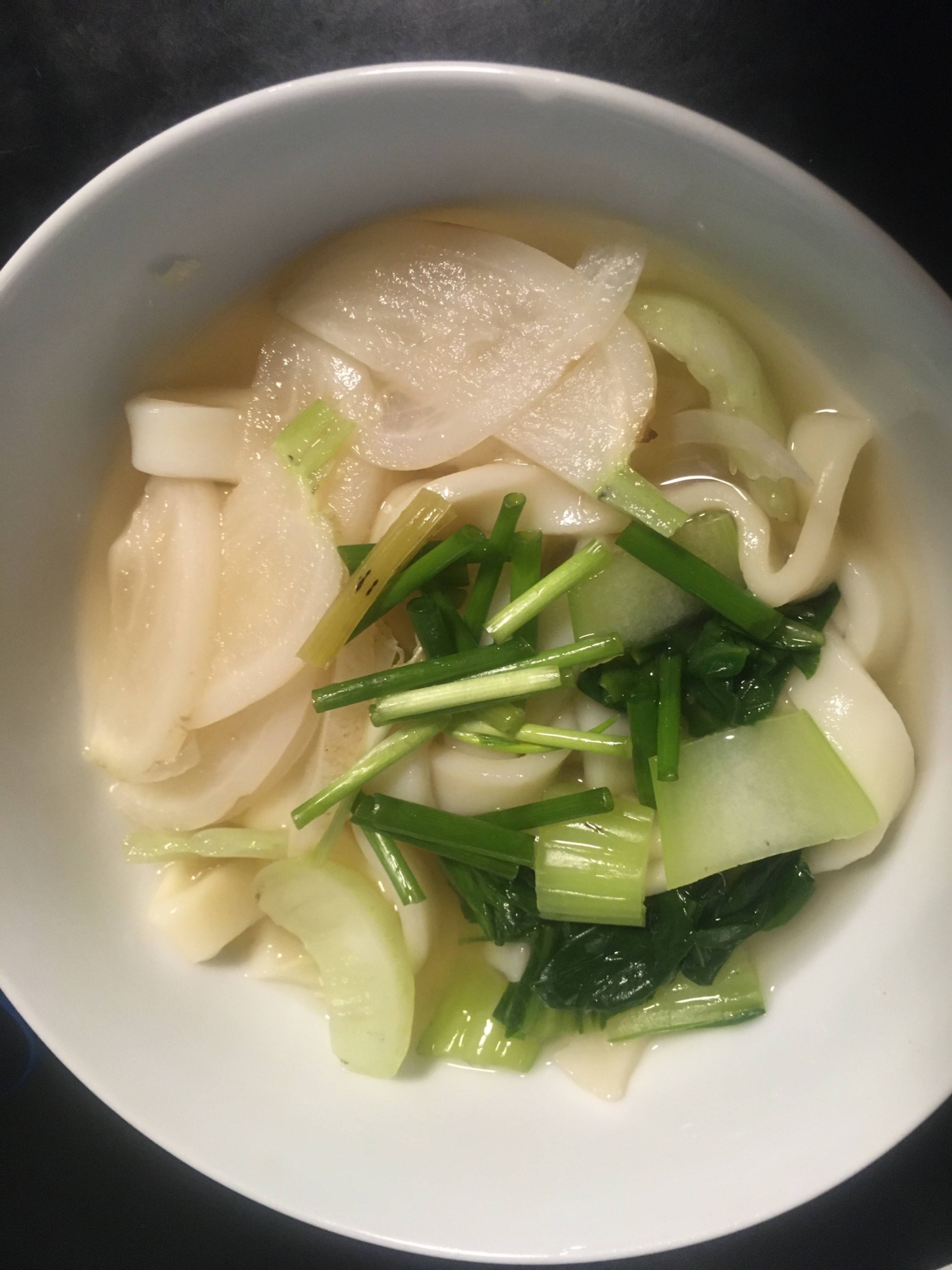 かぶとチンゲン菜で、きしめんのかけうどん