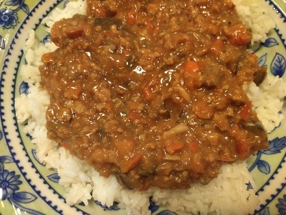 トマト缶でひき肉トマトカレー