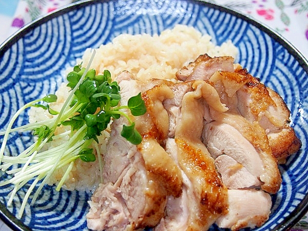 チキン炊き込みご飯 レシピ 作り方 By よっちごはん 楽天レシピ