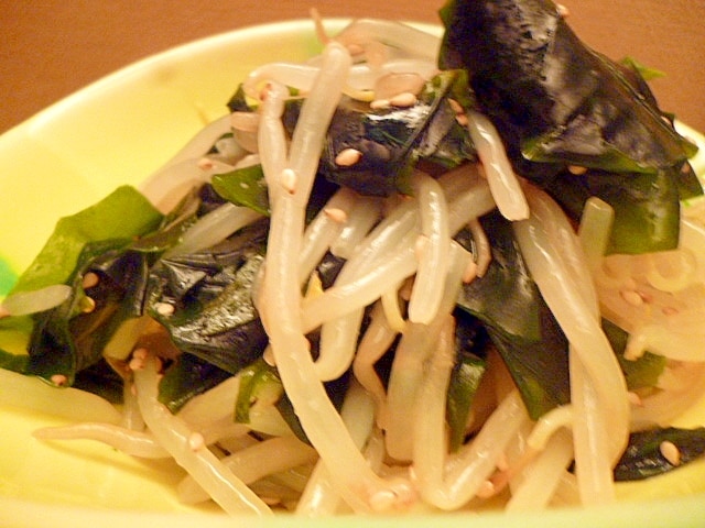 ダシダで簡単味付け もやしとワカメの韓国風和え物 レシピ 作り方 By fairy tale 楽天レシピ ダシダで簡単味付け もやしとワカメの韓国風和え物 レシピ 作り方 By fairy tale 楽天レシピ