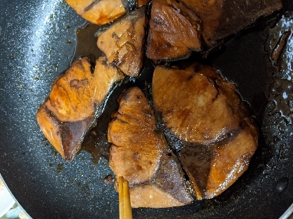 お鍋のままですみません。
簡単で、美味しかったです。