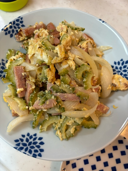 しっかり味のゴーヤチャンプル♪スパム入り♪