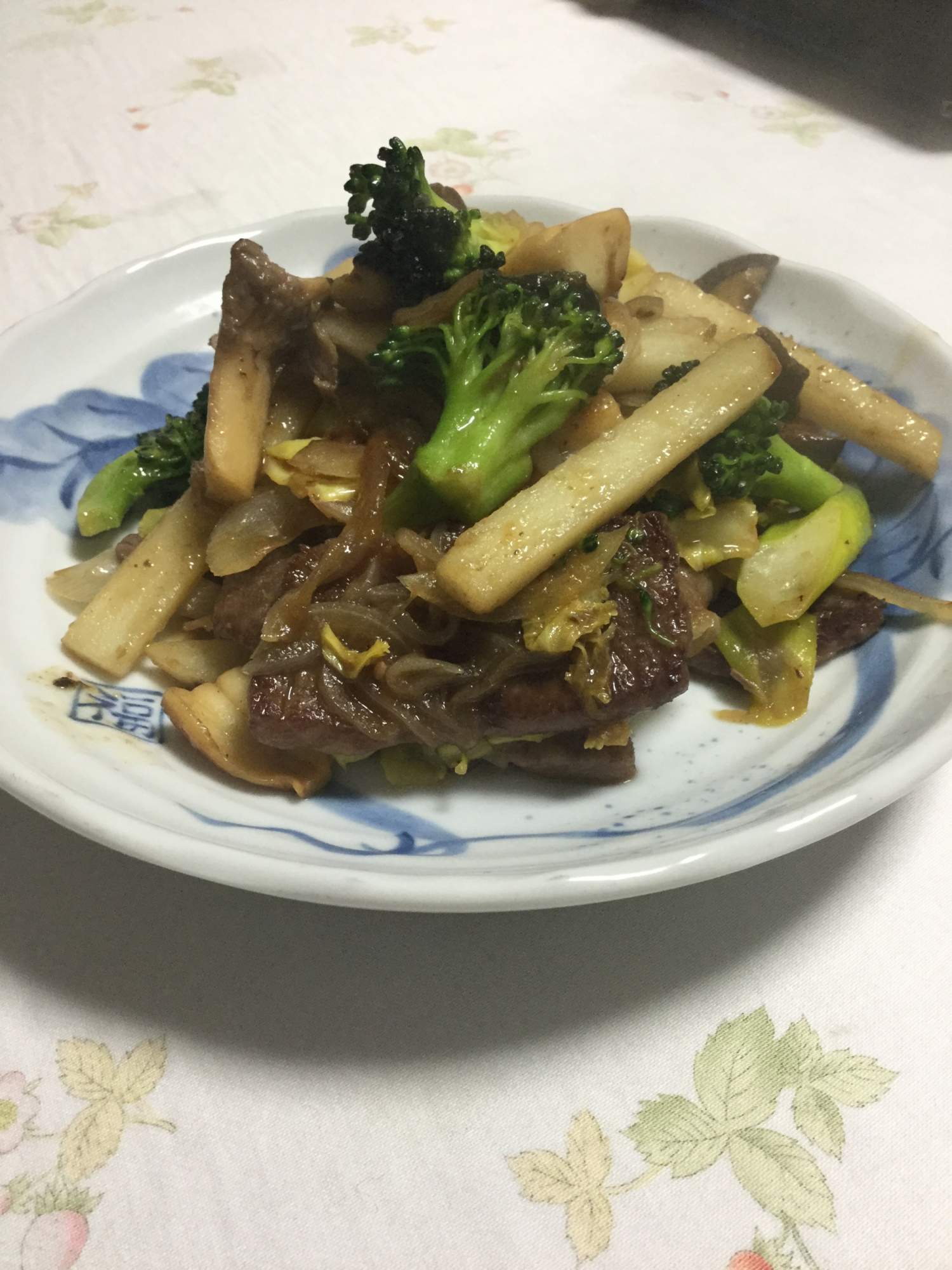 牛肉の焼き肉炒め