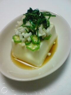 オクラと長芋かけのさっぱり豆腐