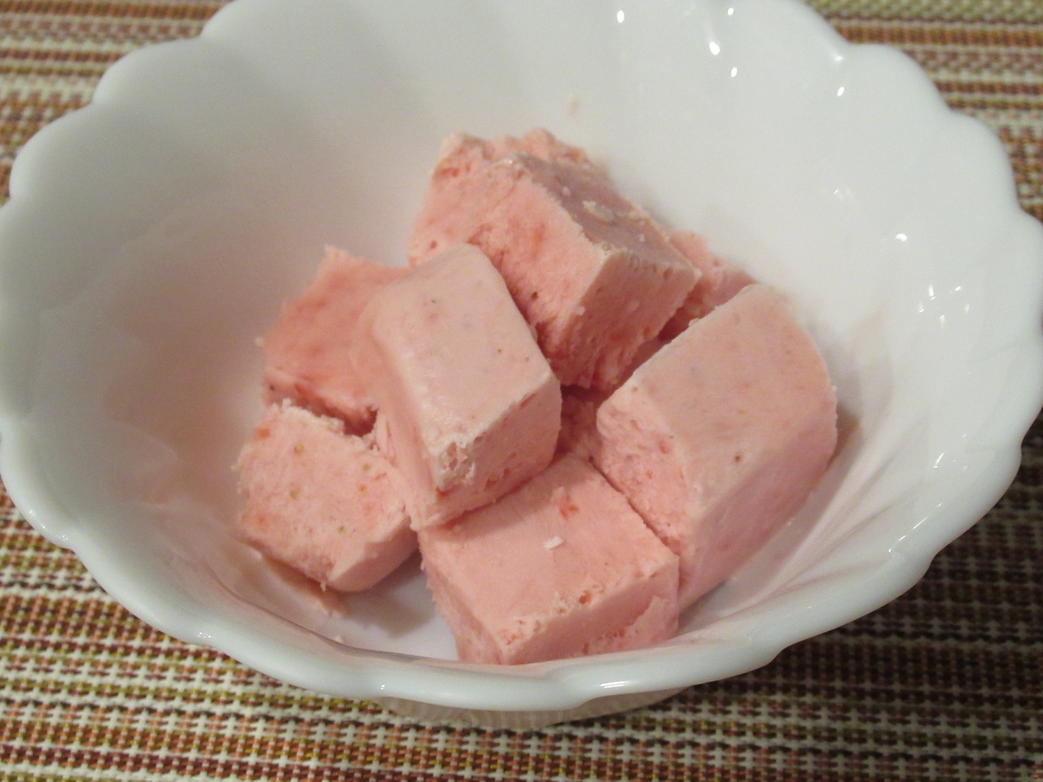 いちごのヨーグルトシャーベット