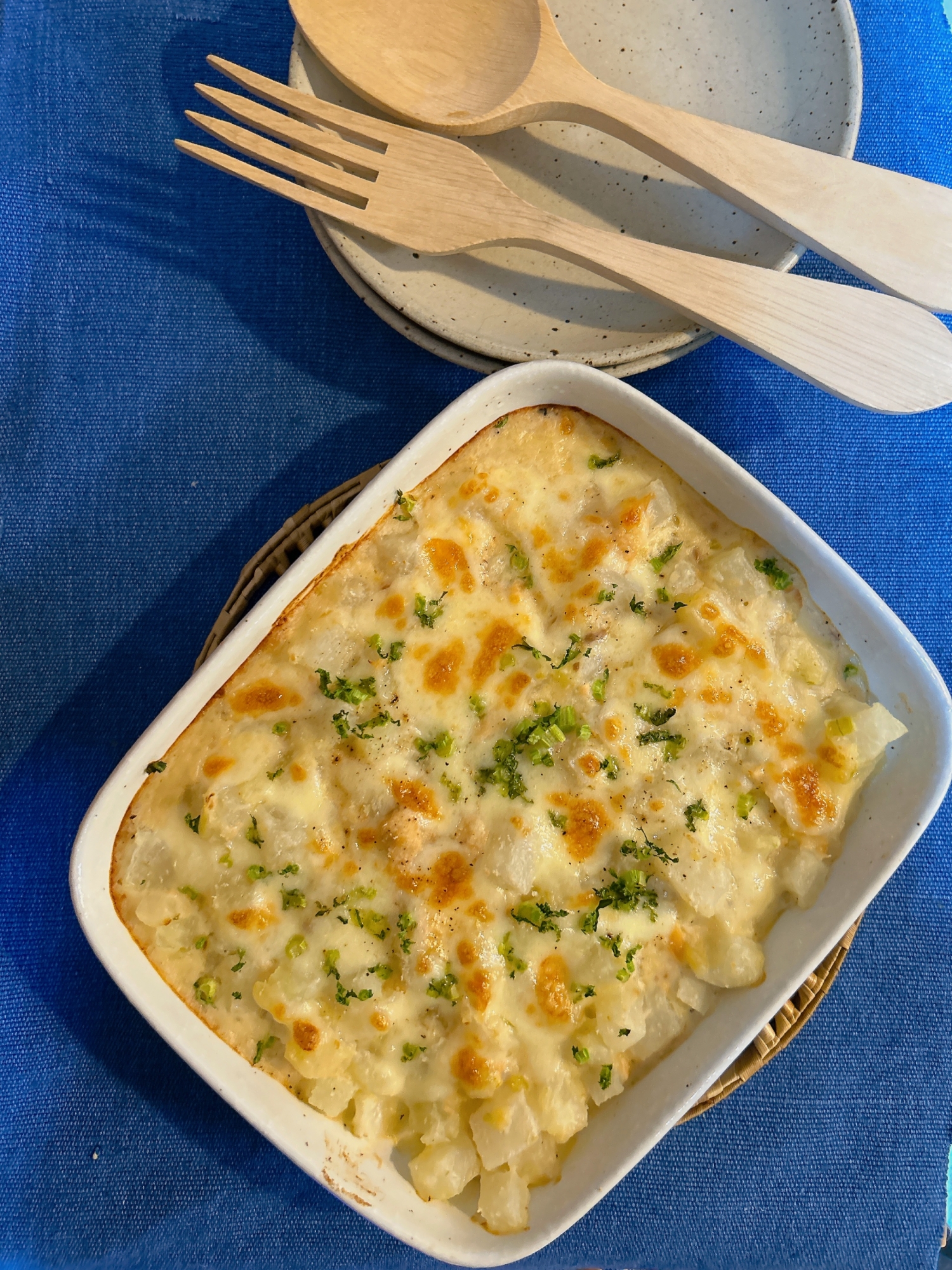 国産チーズで 大根と鮭缶のグラタン