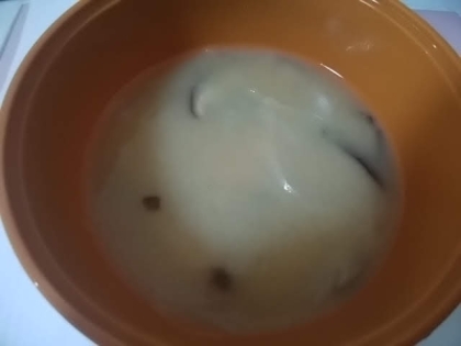 玉ねぎと椎茸ねぎの味噌汁