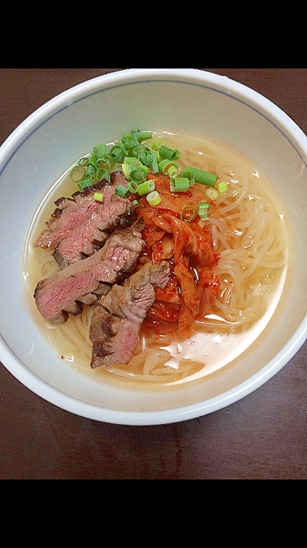 さっぱり！牛タン冷麺