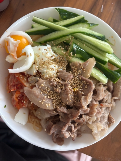 ダイエットにもランチにも簡単ビビン冷麺