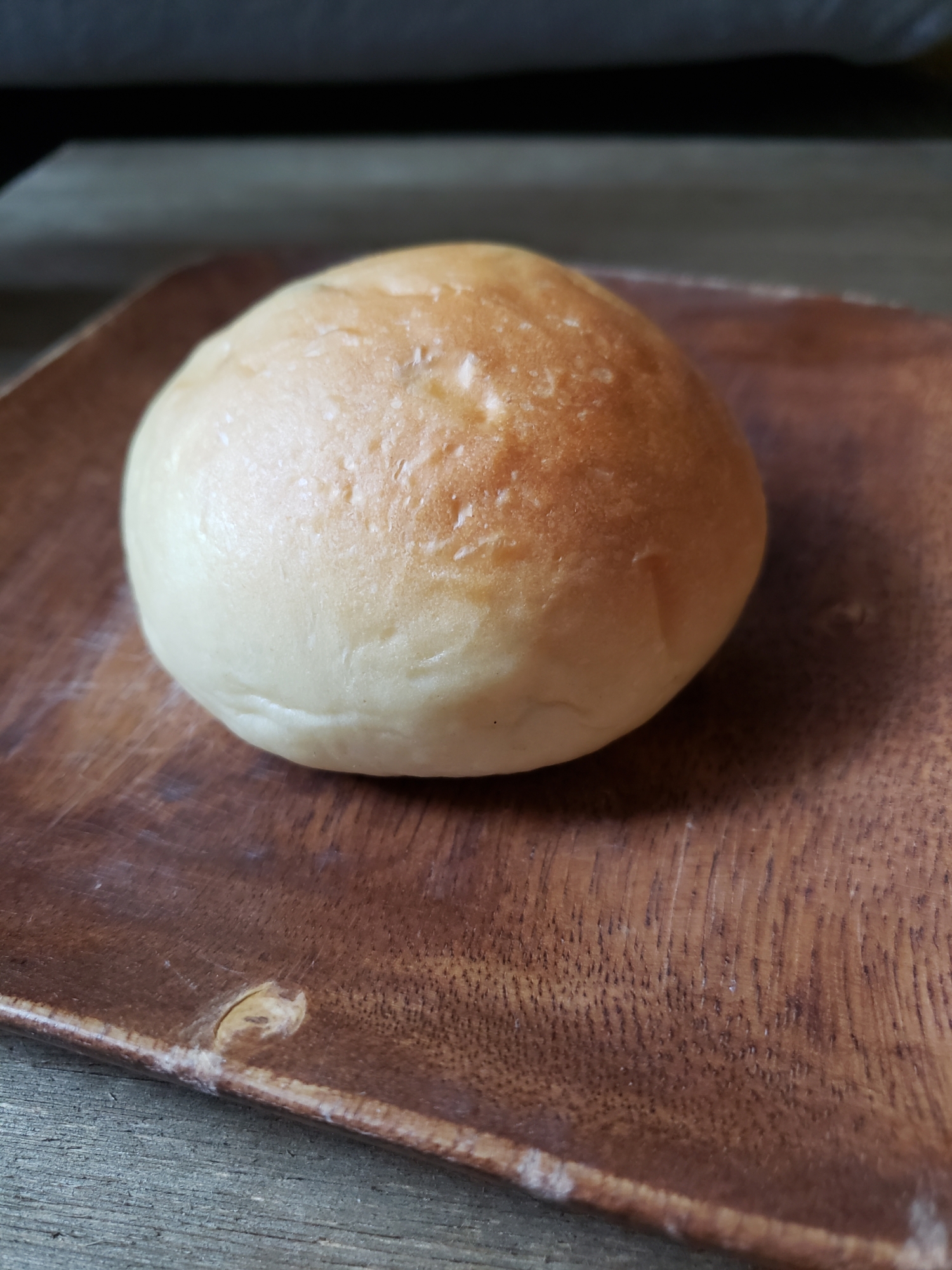 ふわふわ♪生クリームの丸パン