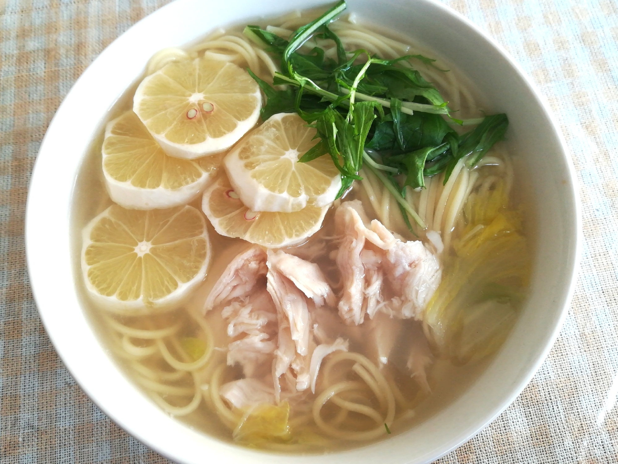 さっぱり☆棒ラーメンで塩レモンラーメン