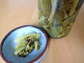 わさびの花の甘酢漬け