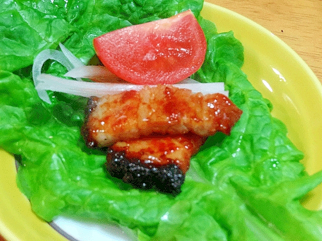 野菜に包んで食べる☆　｢豚バラの韓国風焼き肉｣