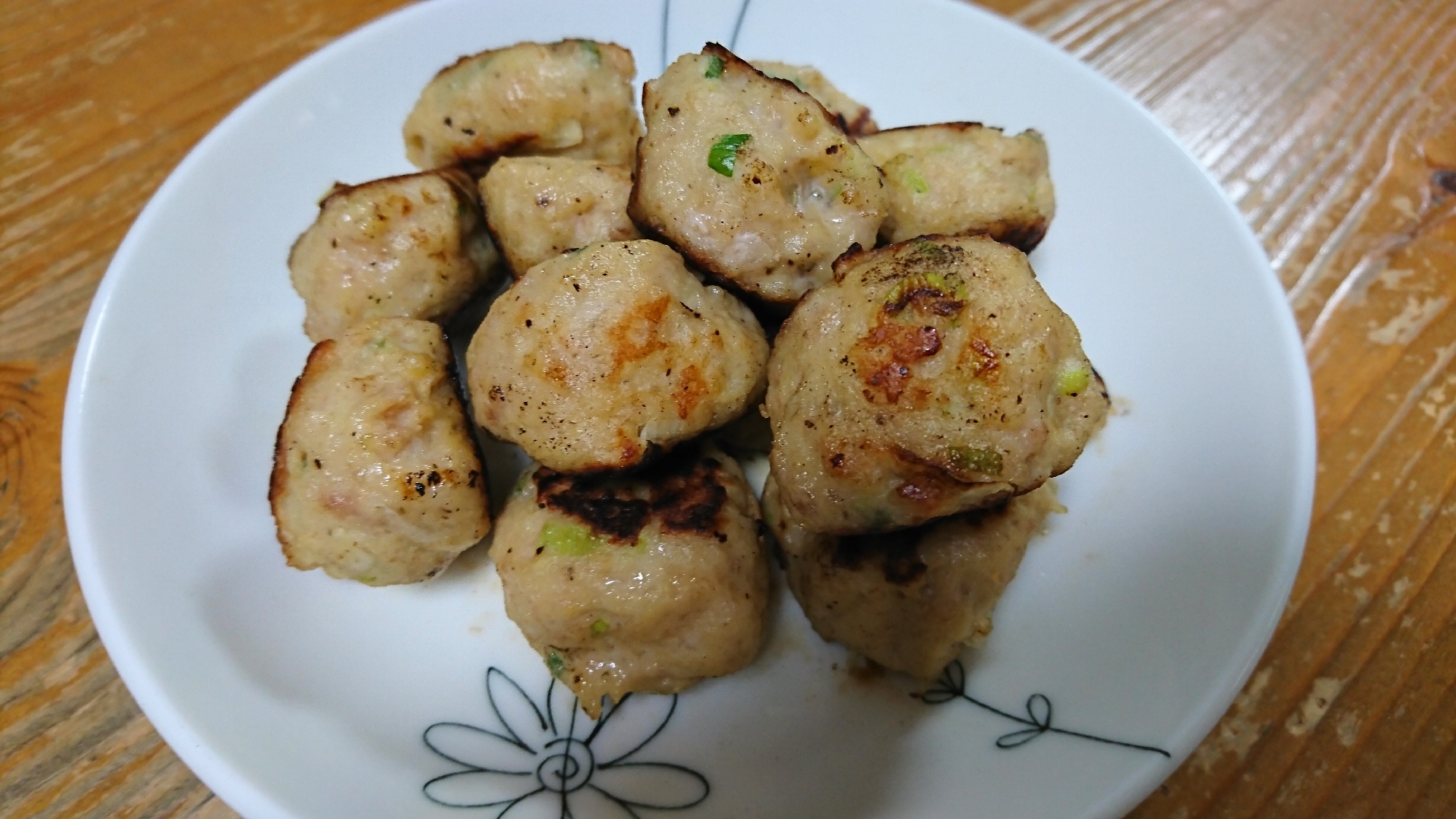 鶏ひき肉の高野団子