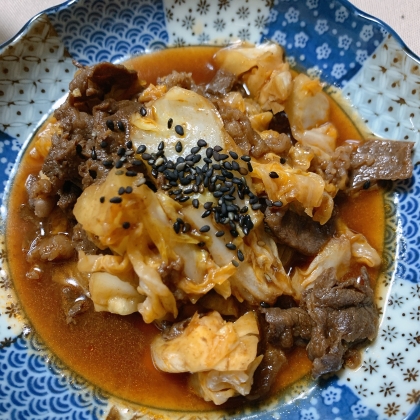 タレが決め手！牛こま切れ肉とキャベツの炒め物