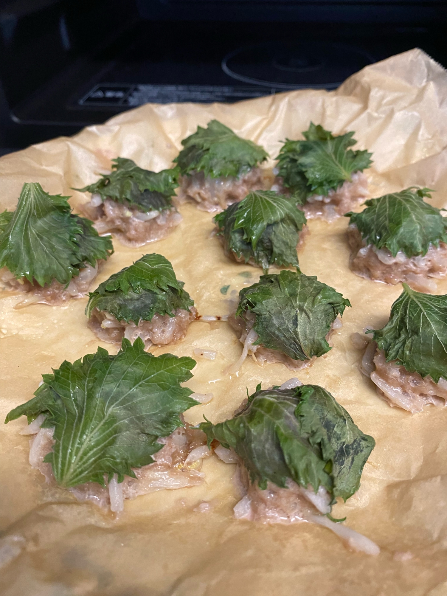 レンジで簡単❣️もやしと豚ひき肉の大葉シューマイ