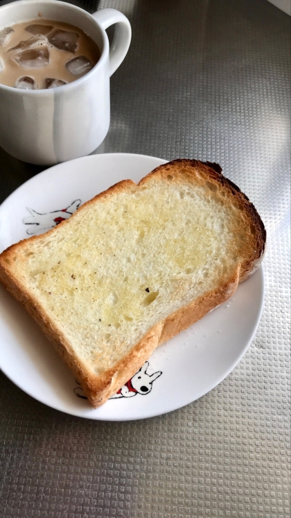 朝食に甘い美味しいトーストごちそうさまでした(*´꒳`*)