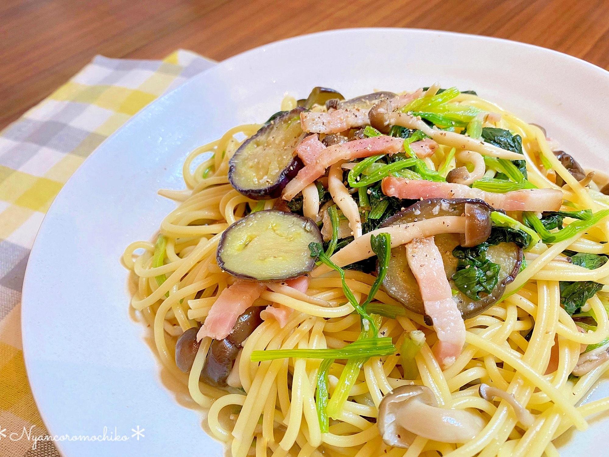 和風♡ナスとほうれん草のバター醤油パスタ