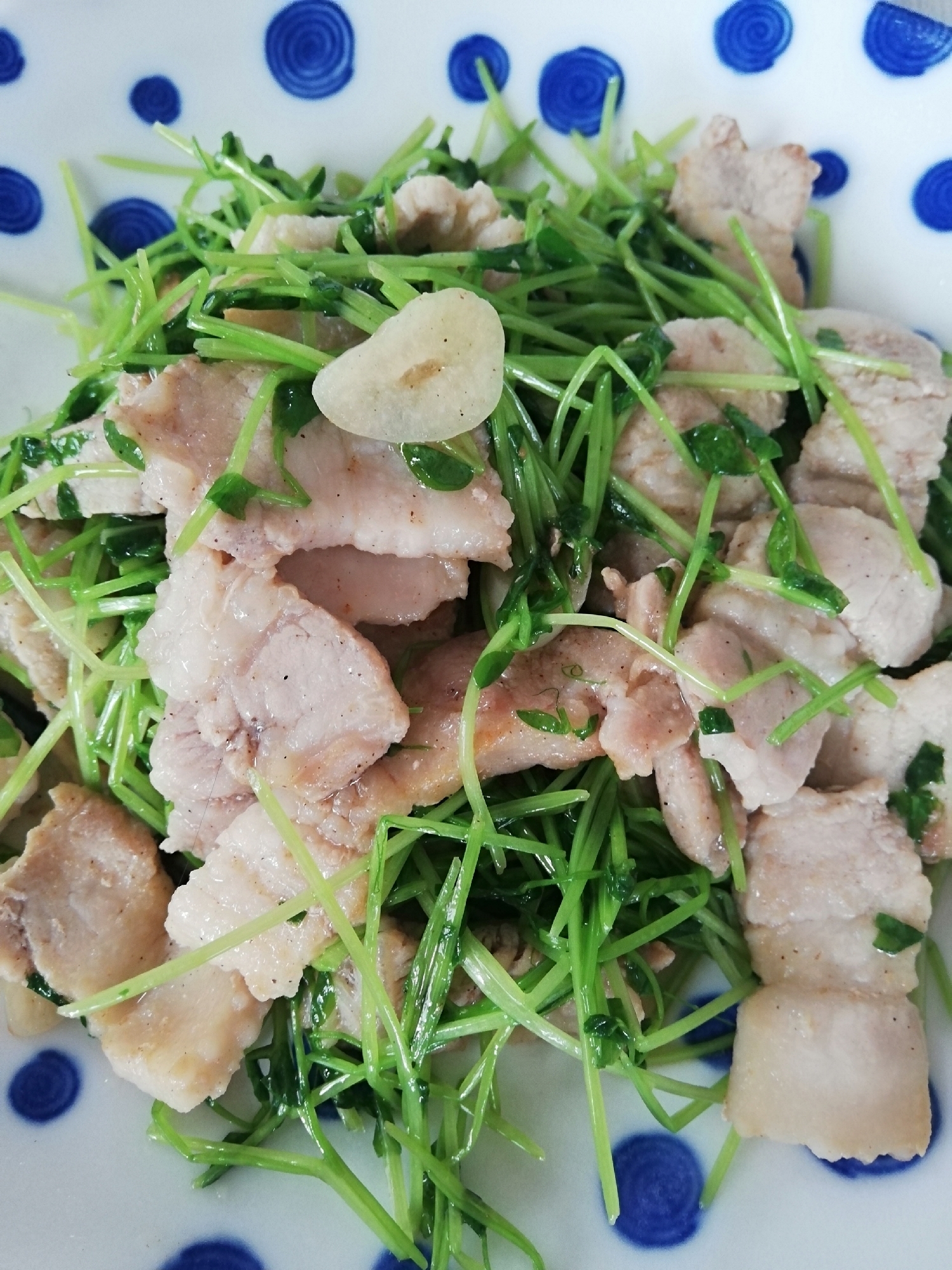 豆苗と豚バラの塩炒め レシピ 作り方 By 美麗 楽天レシピ 豆苗と豚バラの塩炒め レシピ 作り方 By 美麗 楽天レシピ