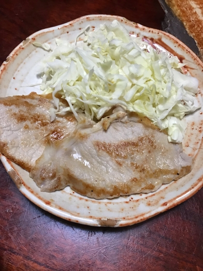 豚ロース肉の生姜焼き（小麦粉でしっとり感）