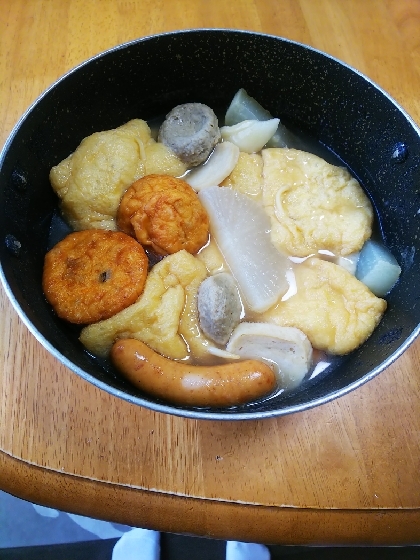 寒くなってきたので昨日から煮込みました。
食べるときにまた温めればさらに味がしみそうです。