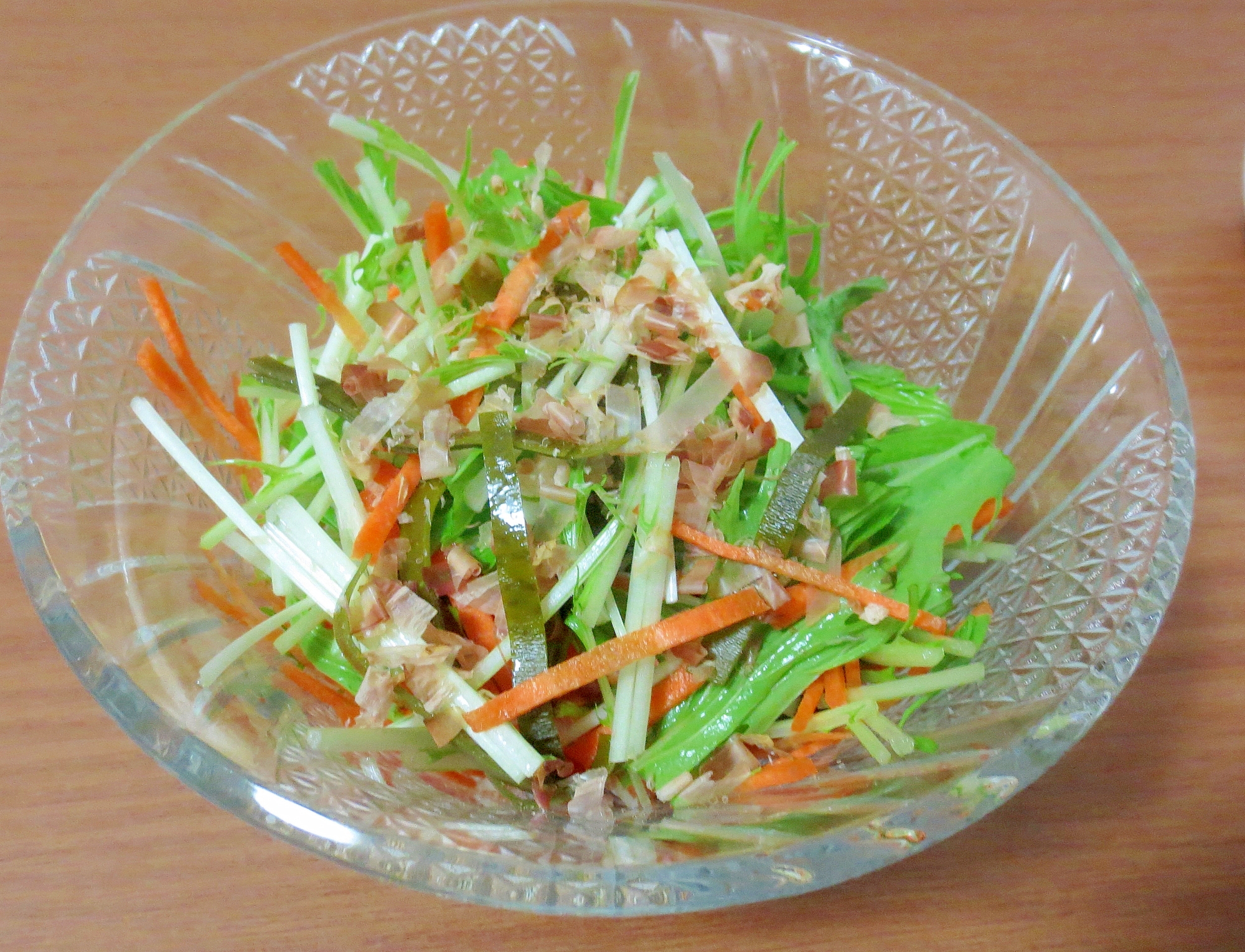 水菜と切り昆布のおかかサラダ
