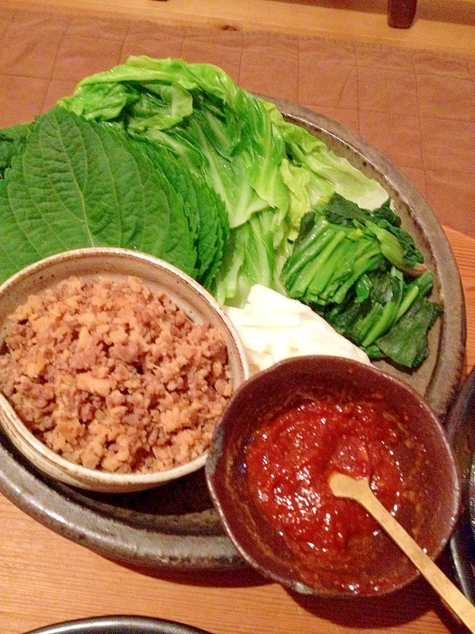 高野豆腐入り肉味噌　野菜巻き巻き　コチュジャンだれ