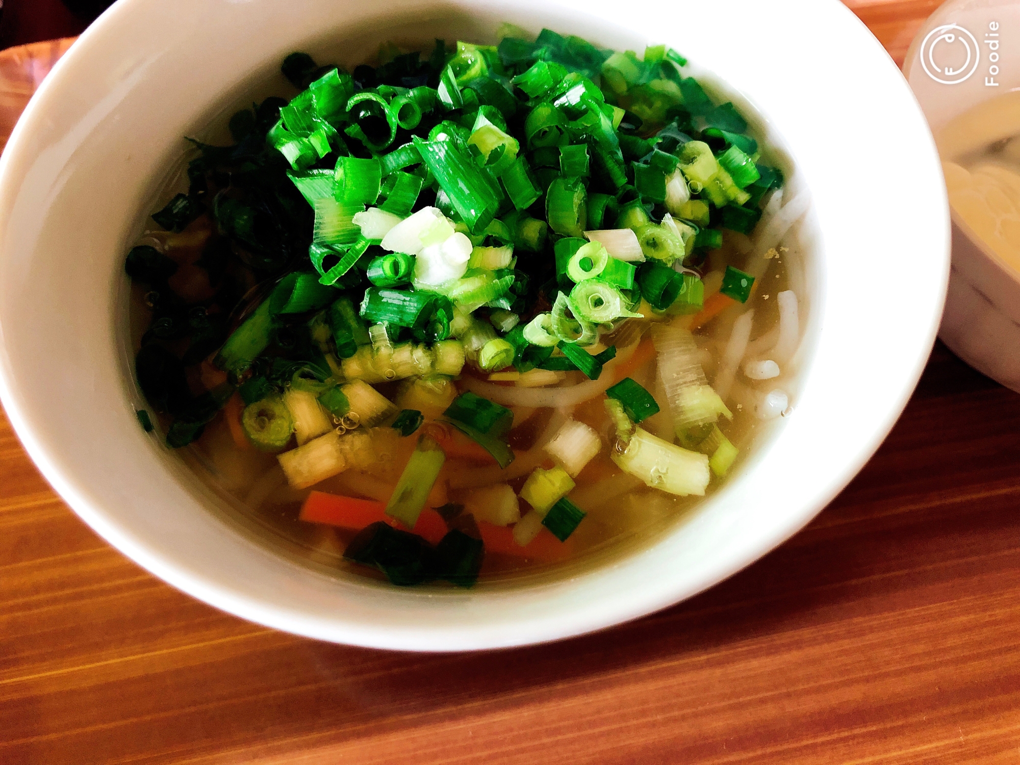 野菜と糸こんにゃくのスープ