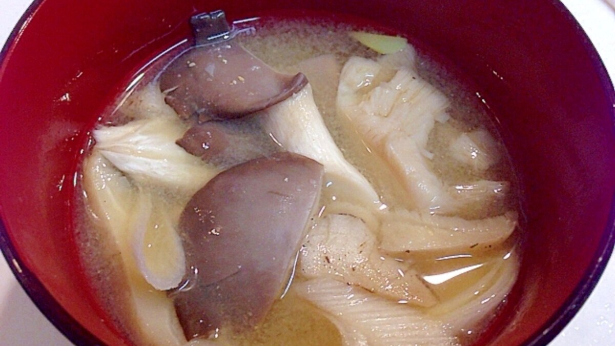 山の香り ヒラタケと天然しめじの味噌汁 レシピ 作り方 By アボカドプリン 楽天レシピ 山の香り ヒラタケと天然しめじの味噌汁 レシピ 作り方 By アボカドプリン 楽天レシピ