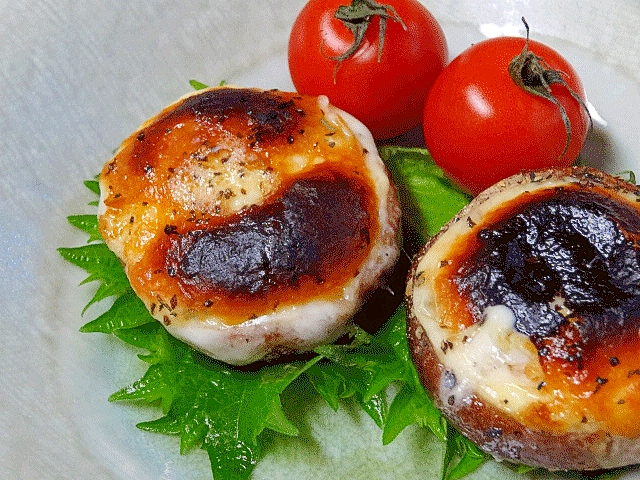 これは旨い！　「丸ごと椎茸のマヨチーズ焼き」