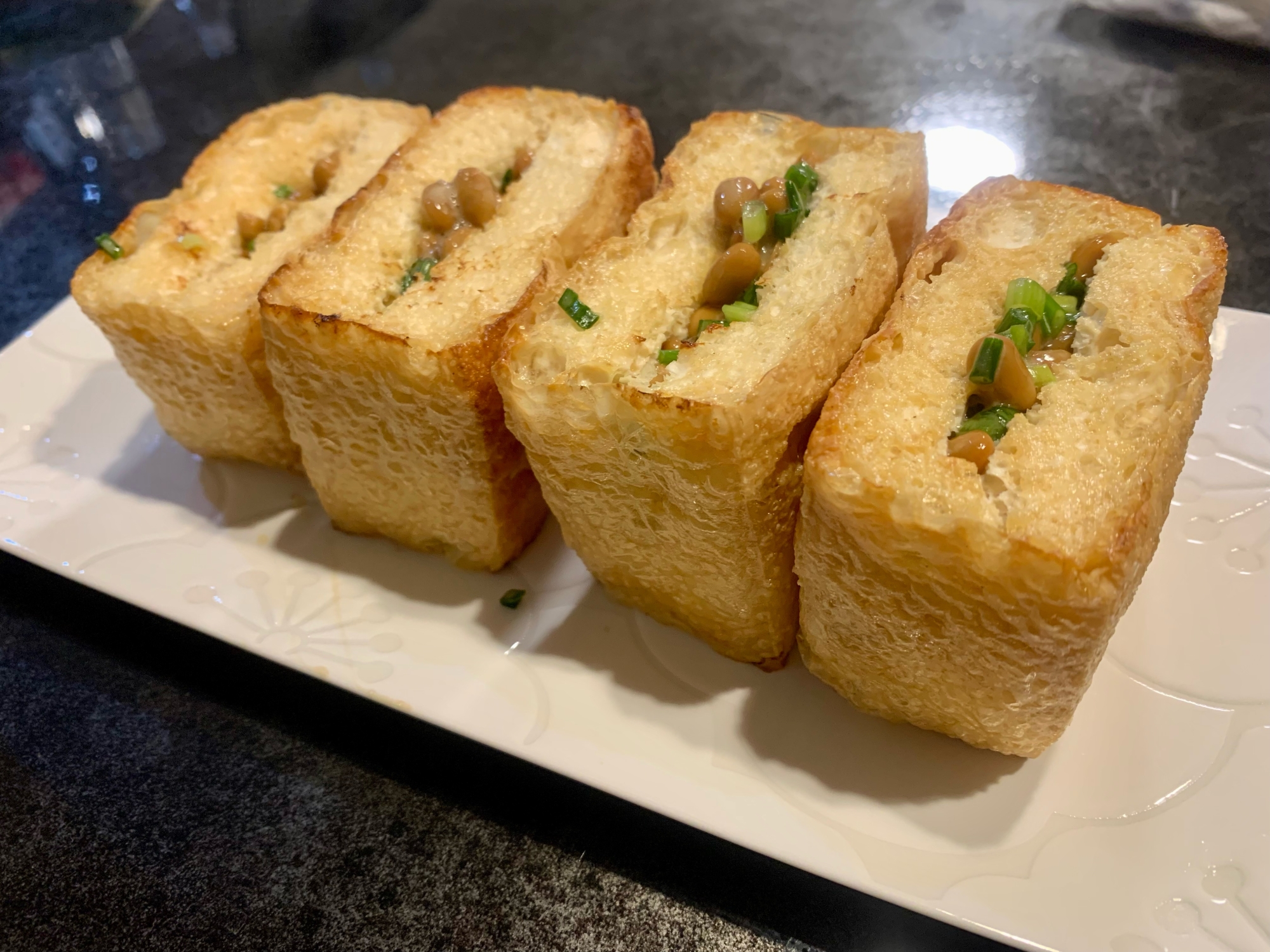 栃尾油揚げの納豆焼き