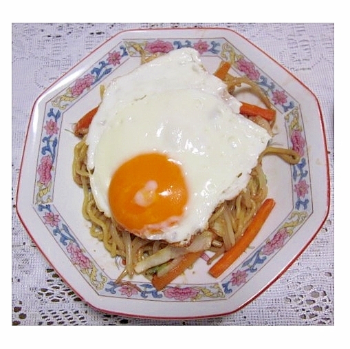 ソース焼きそば（人参・キャベツ・もやしetc..）