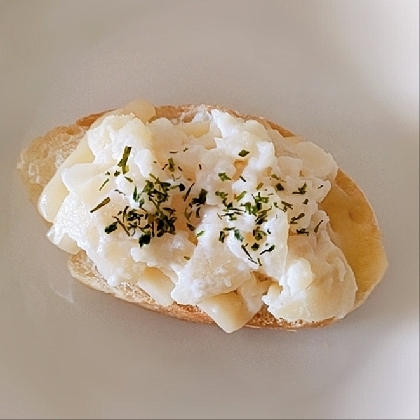 ポテトサラダに青のりの良い風味が加わって美味しかったです(*^-^*)
