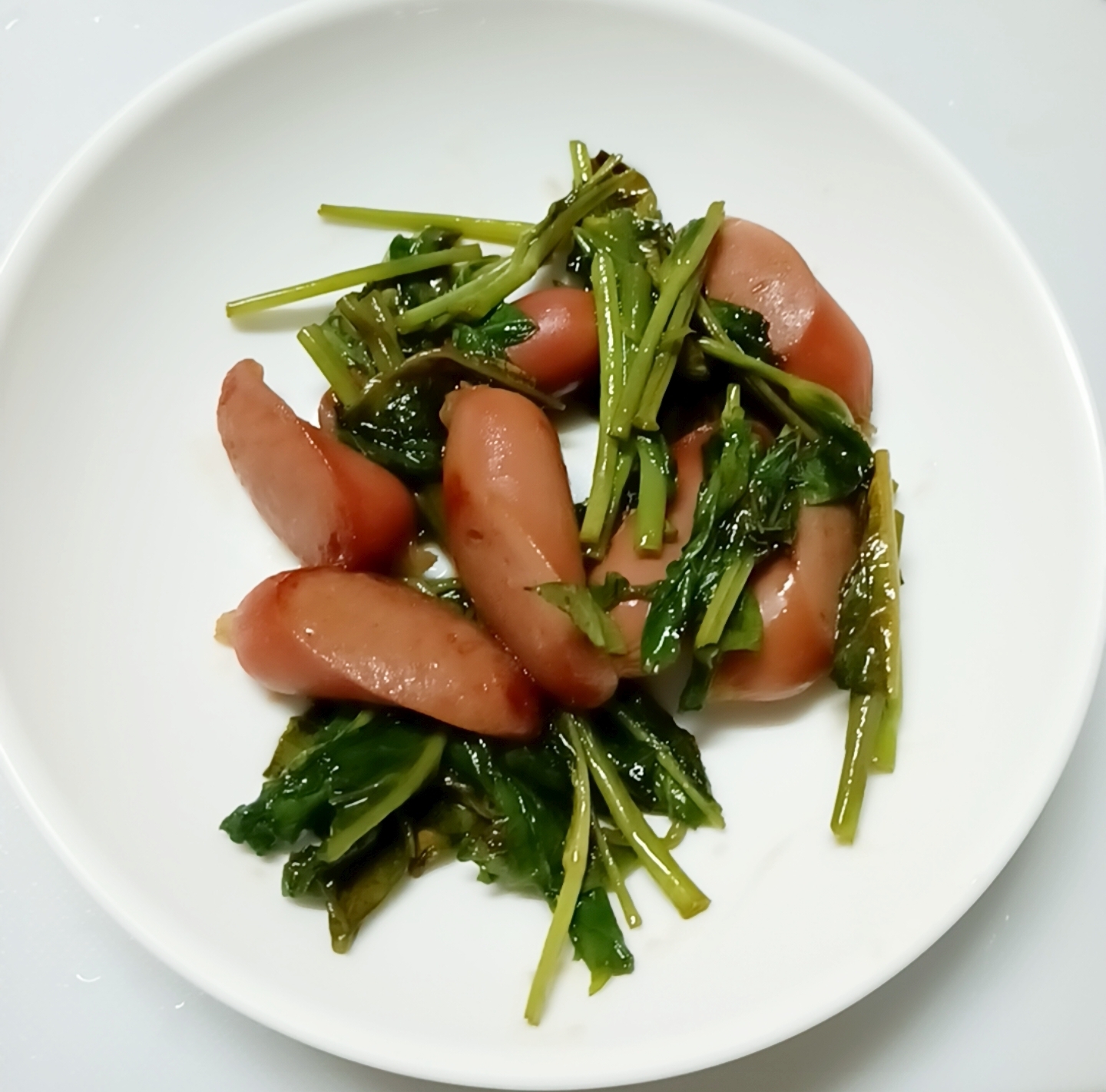 空心菜とウインナーの炒めもの