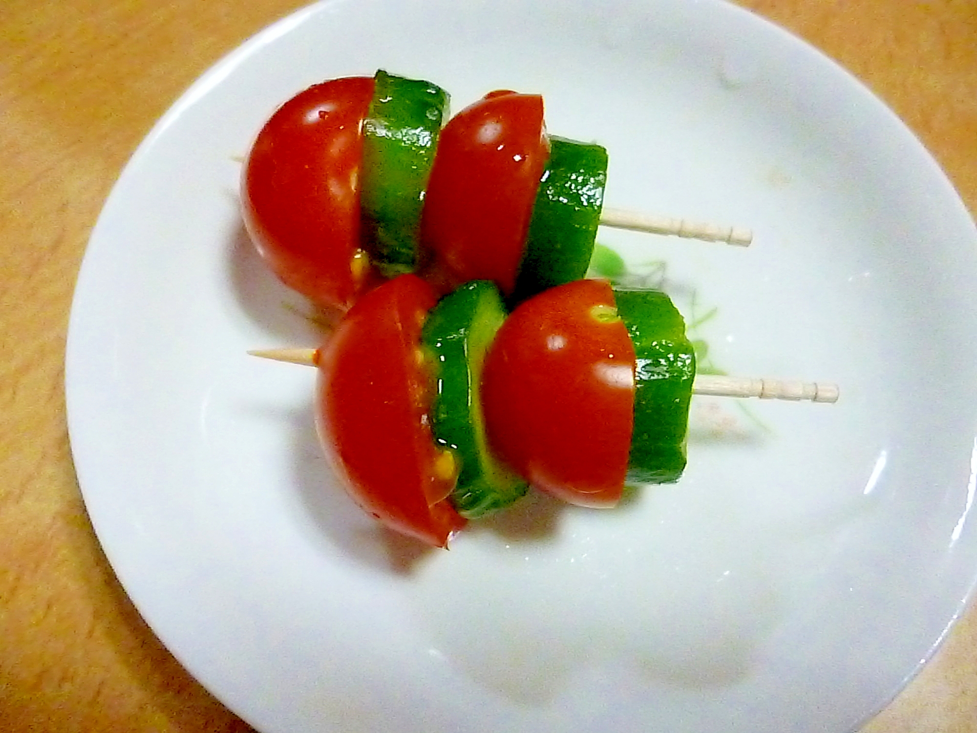 お弁当に♪きゅうりとミニトマトのピンチョス