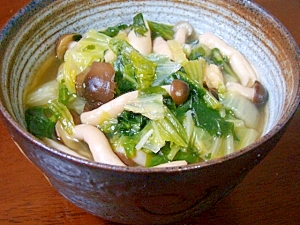 残り物野菜スープで温麺